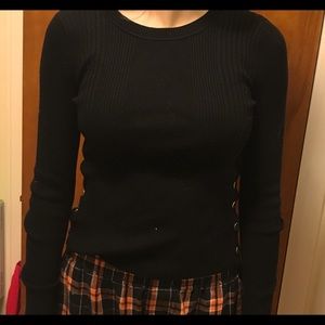 Knitted Ribbed black top with gold buttons